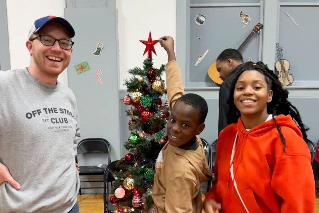 holiday activities off the street club